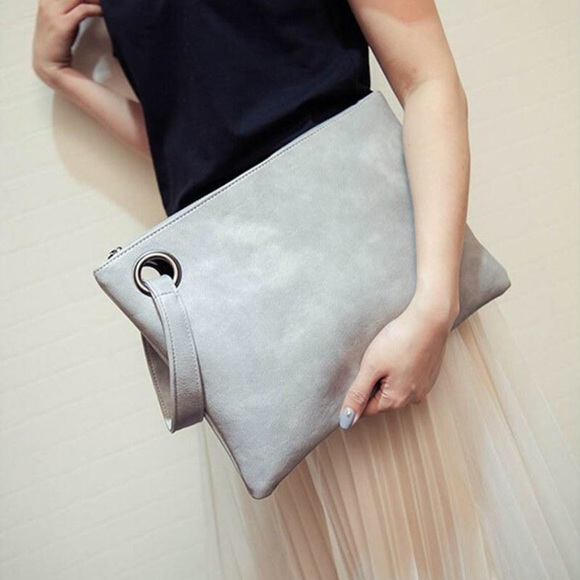 WOMANS CLUTCH BAG WITH SIDE CLUTCH HANDEL - Picture 7 of 7